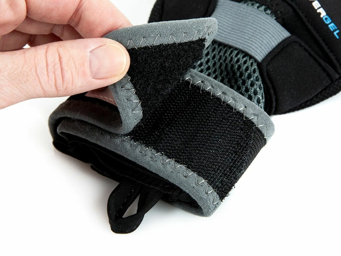 Grosses soldes ⌛ EVERLAST EVERGEL HANDWRAPS BLACK 😍 7 Grosses soldes ⌛ EVERLAST EVERGEL HANDWRAPS BLACK 😍 – Image 5