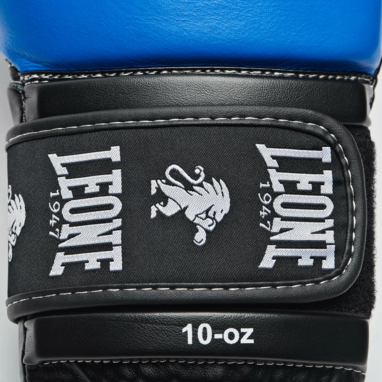 Vente flash ⭐ Boxe Leone 1947 Gants De Boxe Ambassador BLEU ✔️ 7 Vente flash ⭐ Boxe Leone 1947 Gants De Boxe Ambassador BLEU ✔️ – Image 5